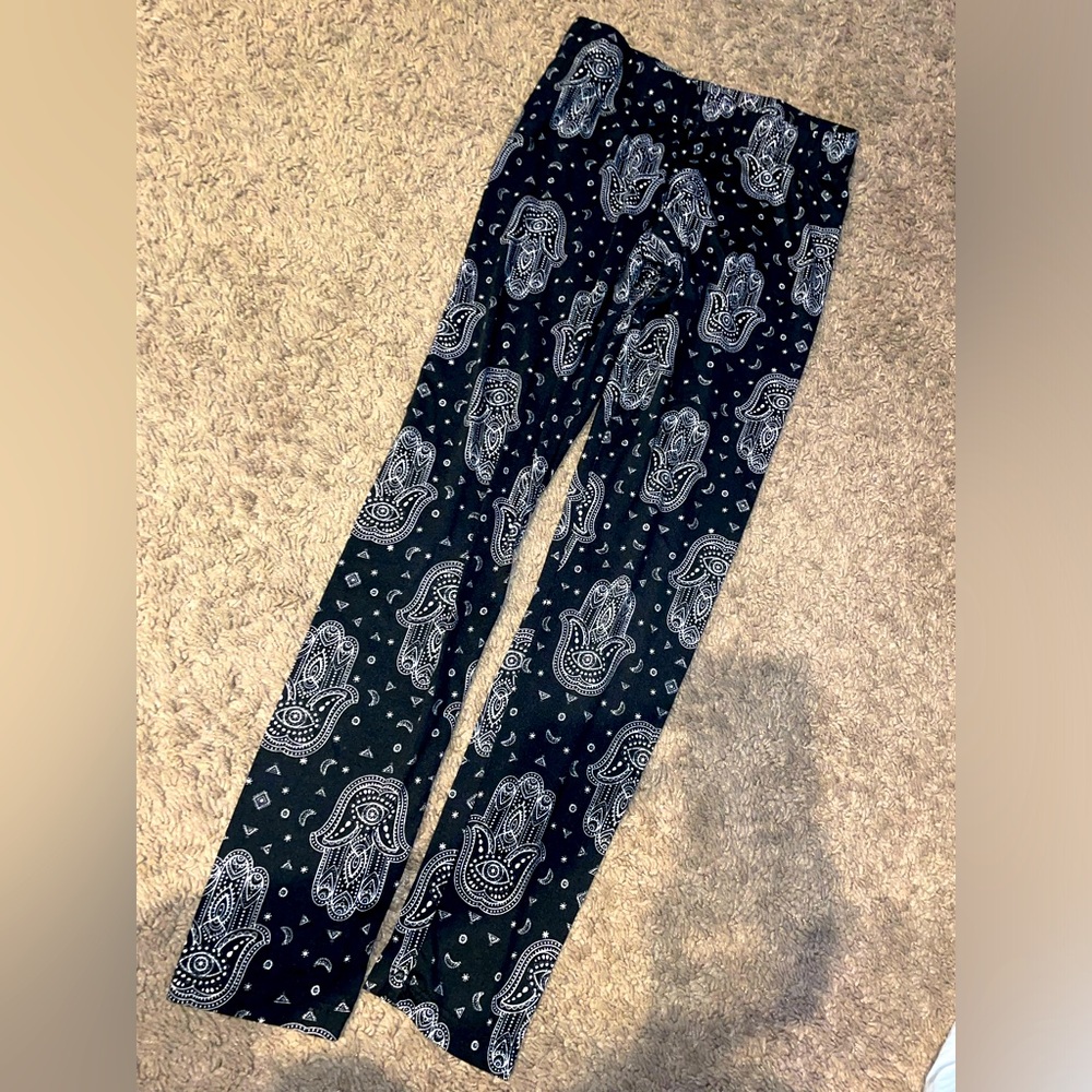 Hamsa hands leggings